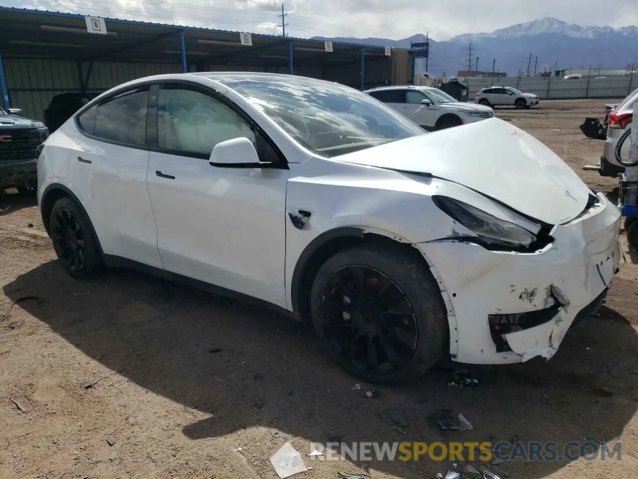 4 fotografías del automóvil dañado 5YJYGDEE8MF207009 TESLA MODEL Y 2021