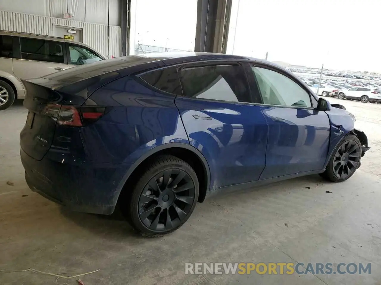 3 fotografías del automóvil dañado 5YJYGDEE8MF208063 TESLA MODEL Y 2021