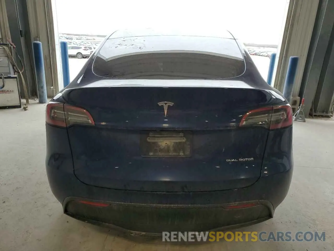 6 fotografías del automóvil dañado 5YJYGDEE8MF208063 TESLA MODEL Y 2021
