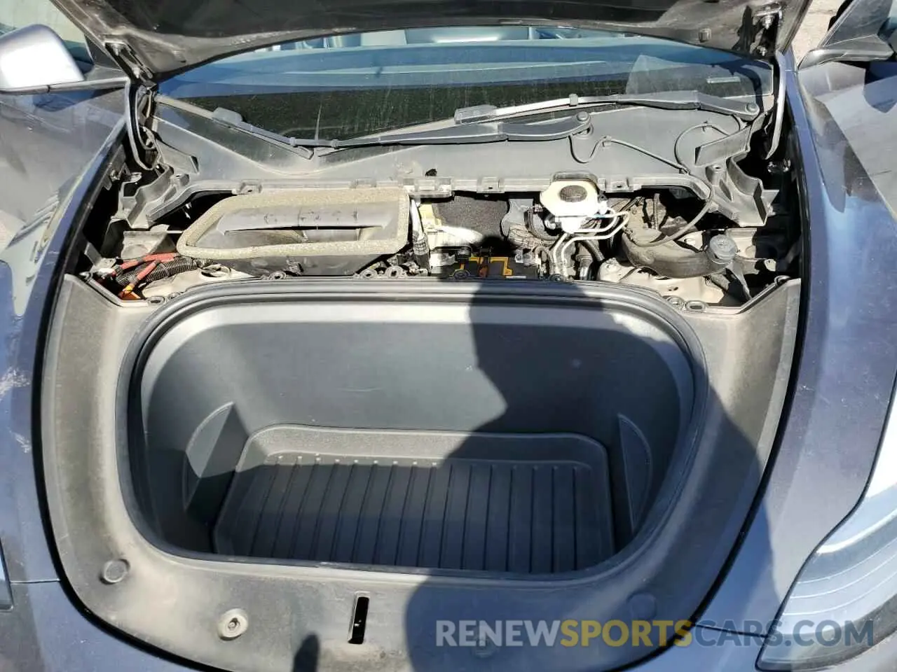14 fotografías del automóvil dañado 5YJYGDEE8MF217460 TESLA MODEL Y 2021