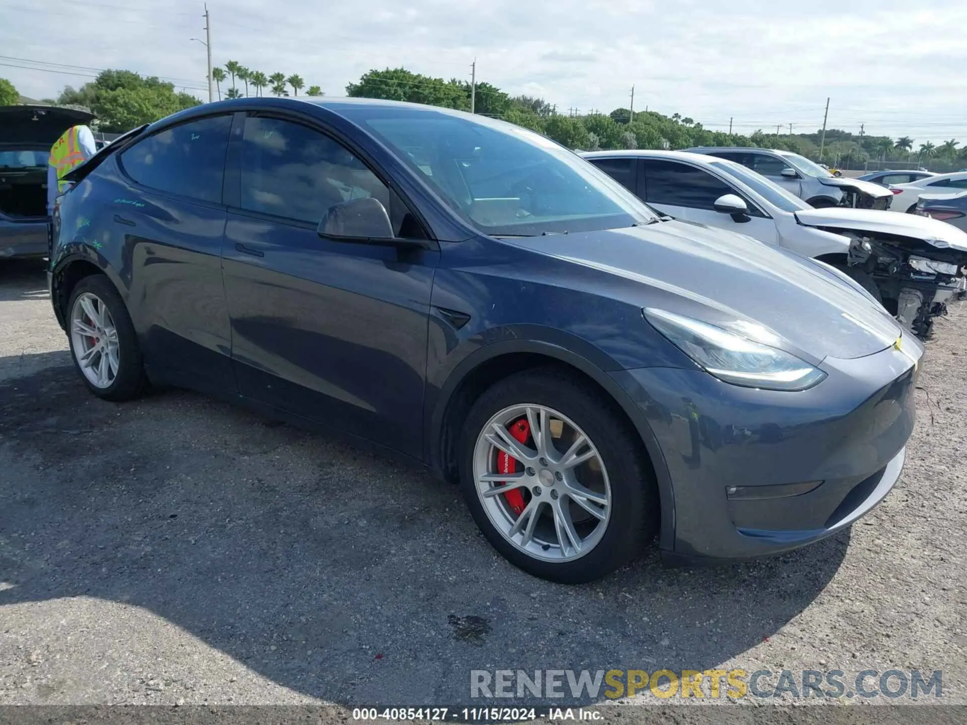 1 fotografías del automóvil dañado 5YJYGDEE8MF262768 TESLA MODEL Y 2021