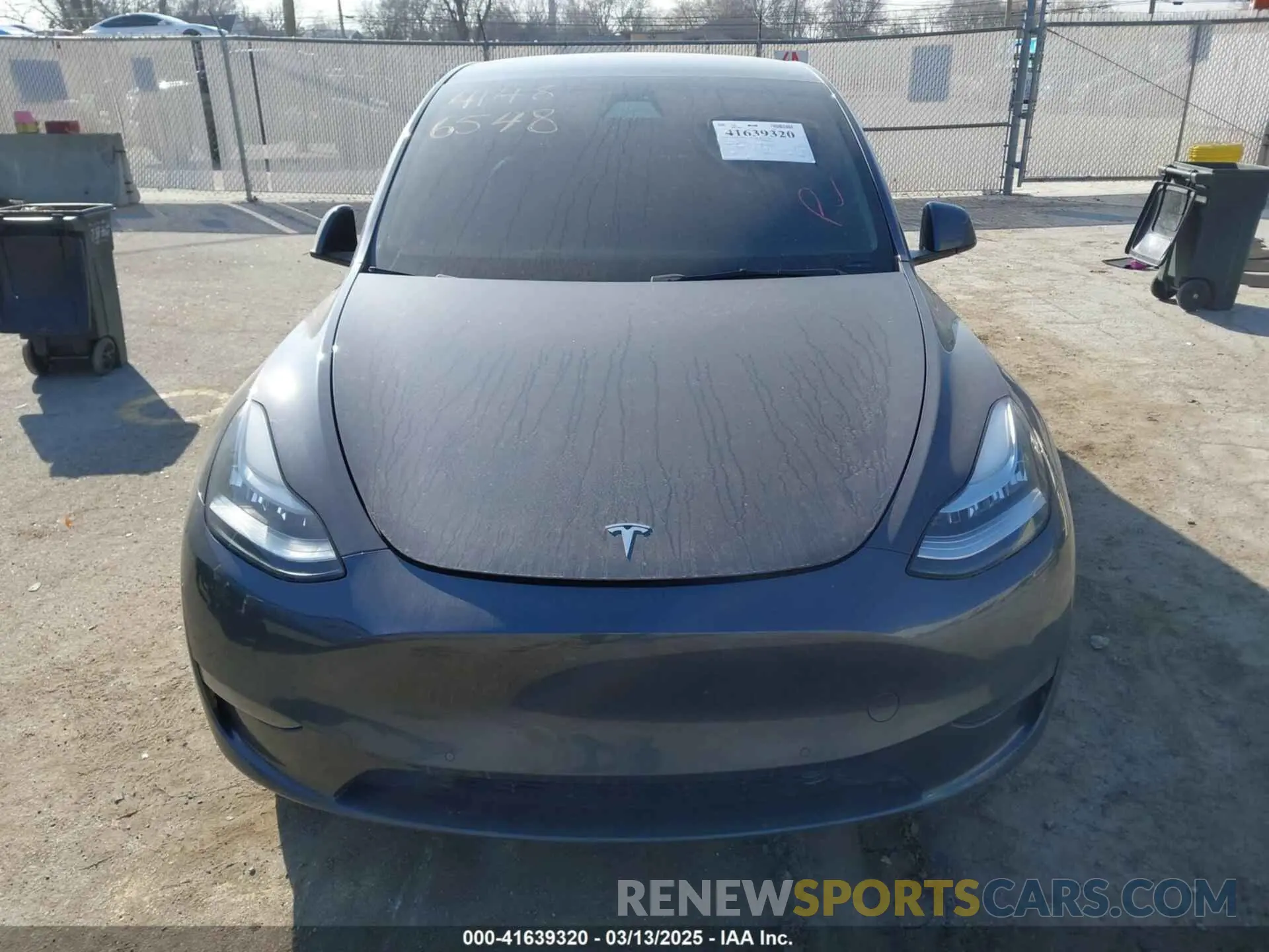 12 fotografías del automóvil dañado 5YJYGDEE8MF278212 TESLA MODEL Y 2021