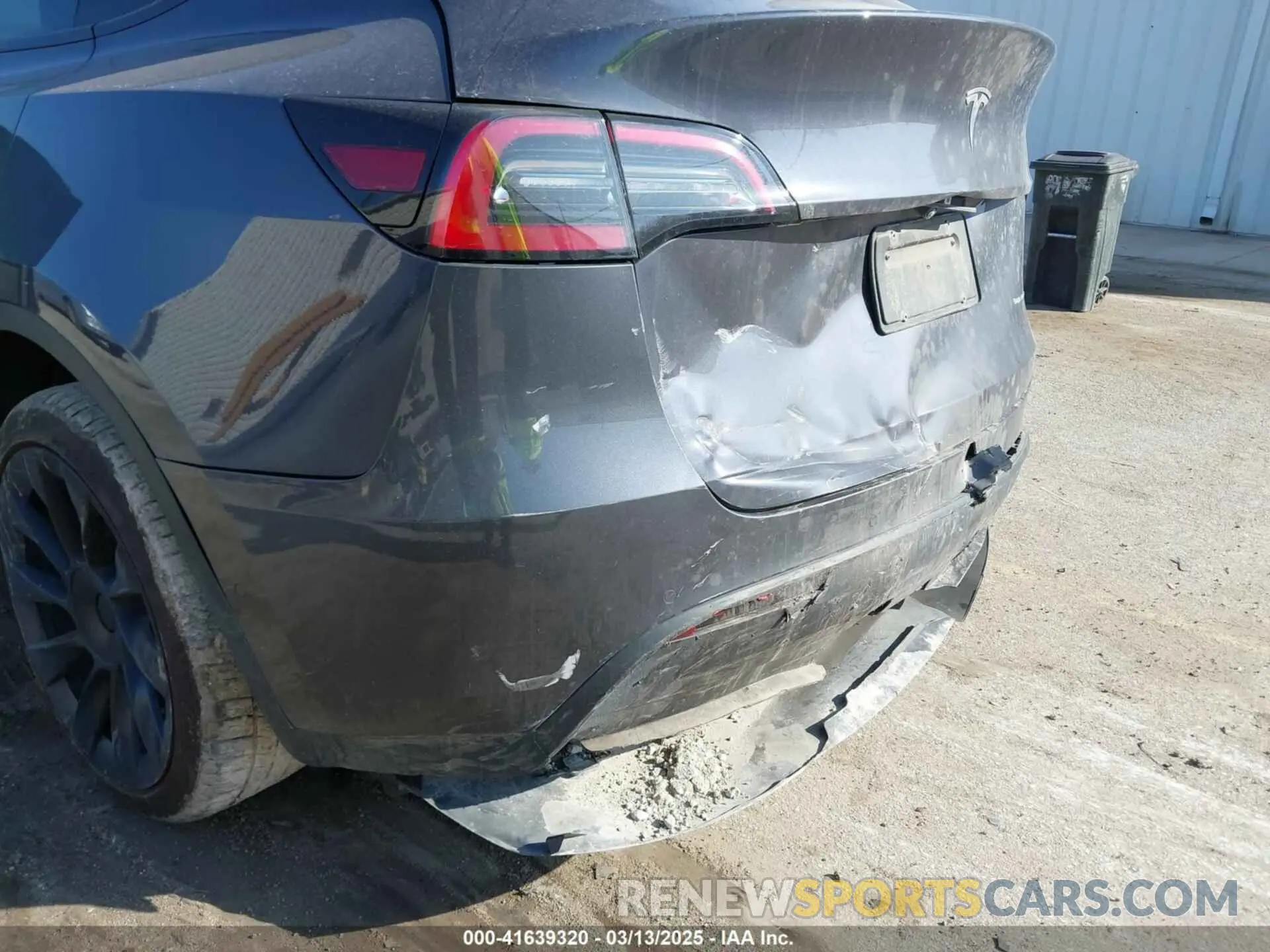 19 fotografías del automóvil dañado 5YJYGDEE8MF278212 TESLA MODEL Y 2021