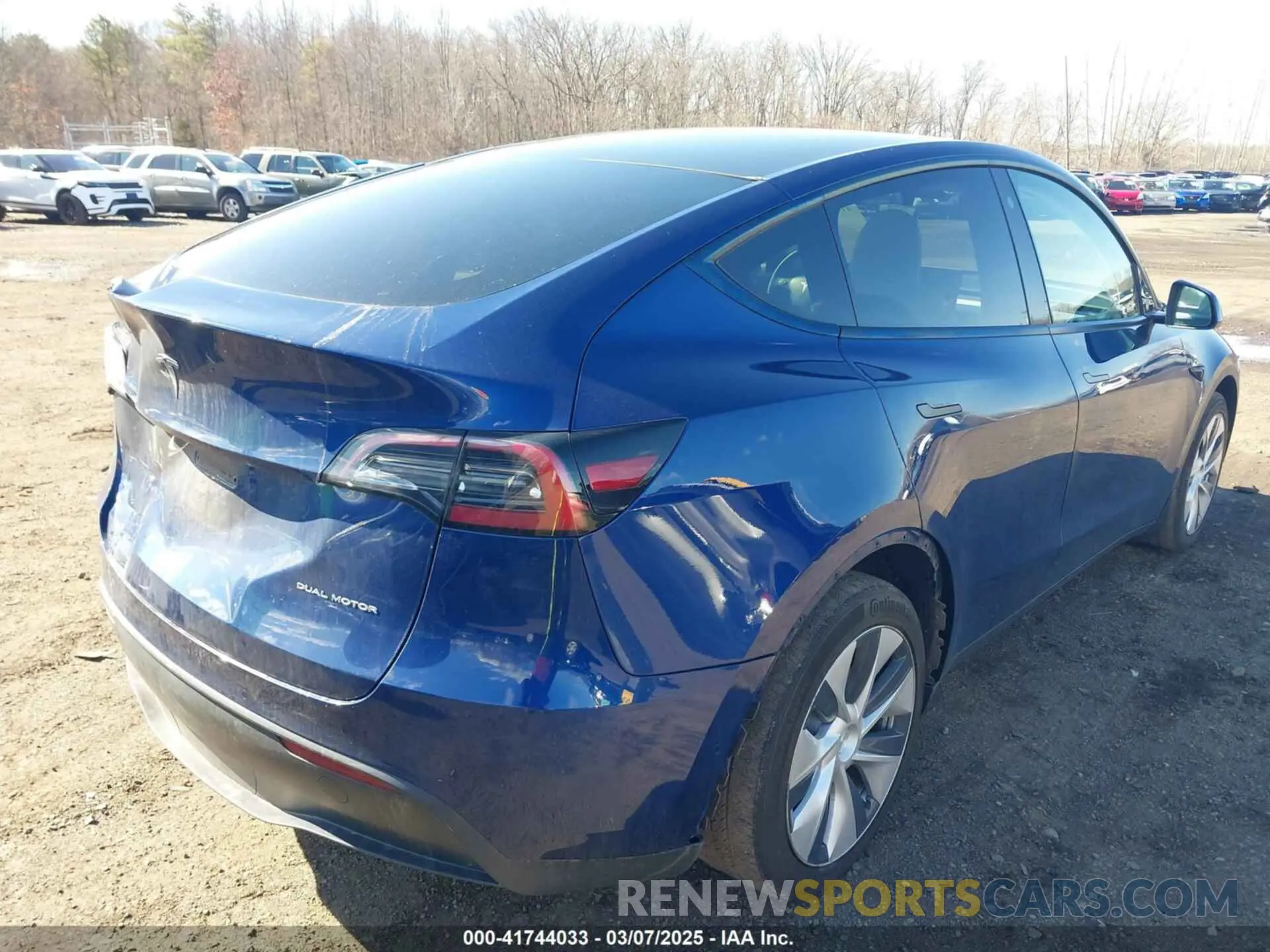 19 fotografías del automóvil dañado 5YJYGDEE8MF293230 TESLA MODEL Y 2021
