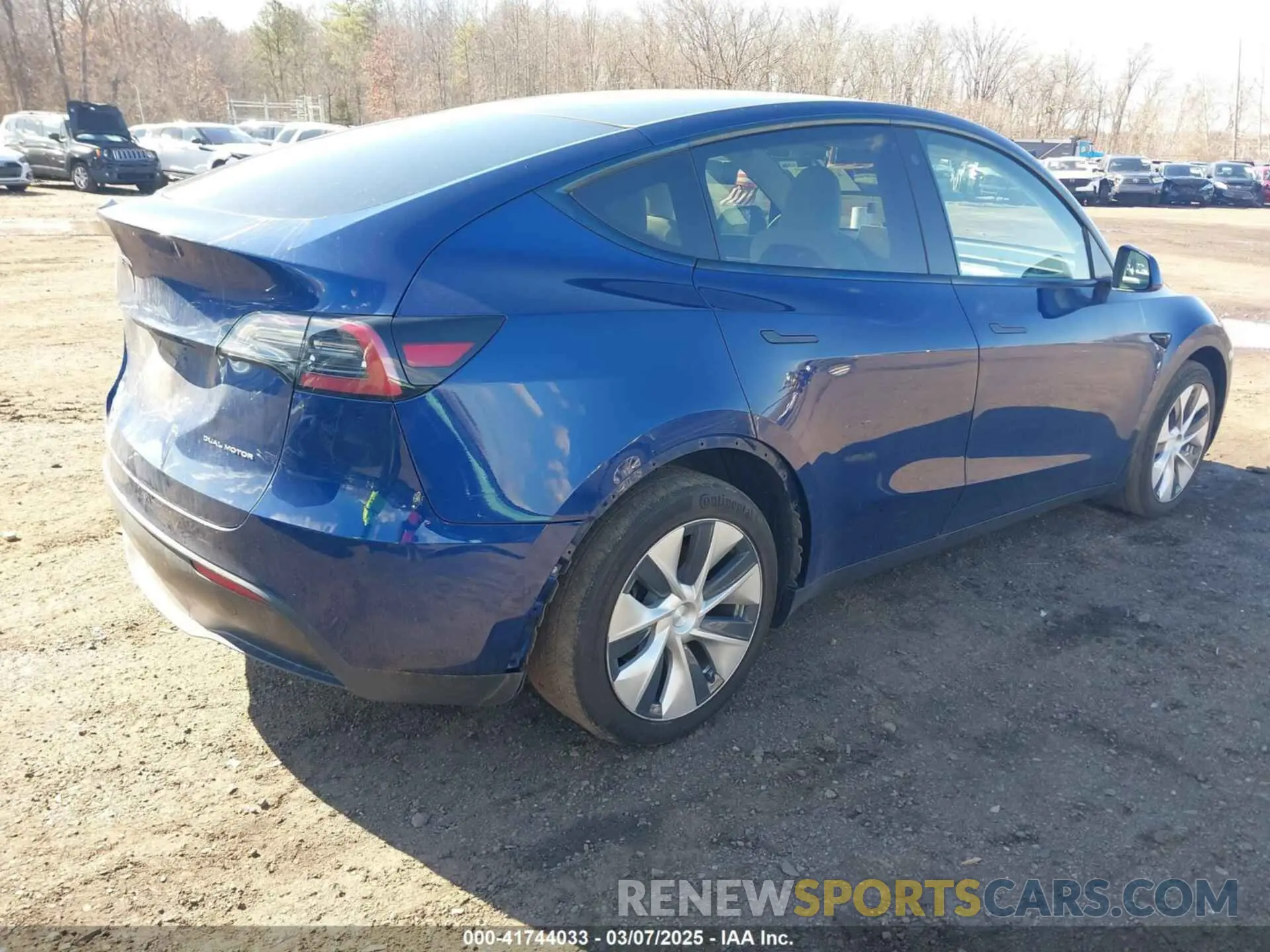 4 fotografías del automóvil dañado 5YJYGDEE8MF293230 TESLA MODEL Y 2021