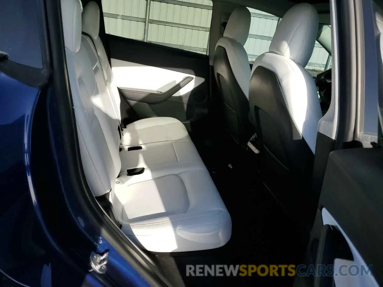 10 fotografías del automóvil dañado 5YJYGDEE9MF066239 TESLA MODEL Y 2021