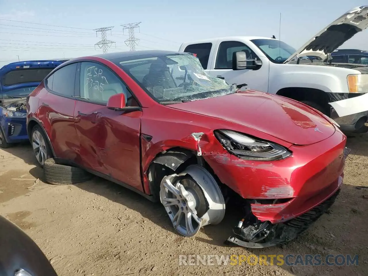 4 fotografías del automóvil dañado 5YJYGDEE9MF075698 TESLA MODEL Y 2021