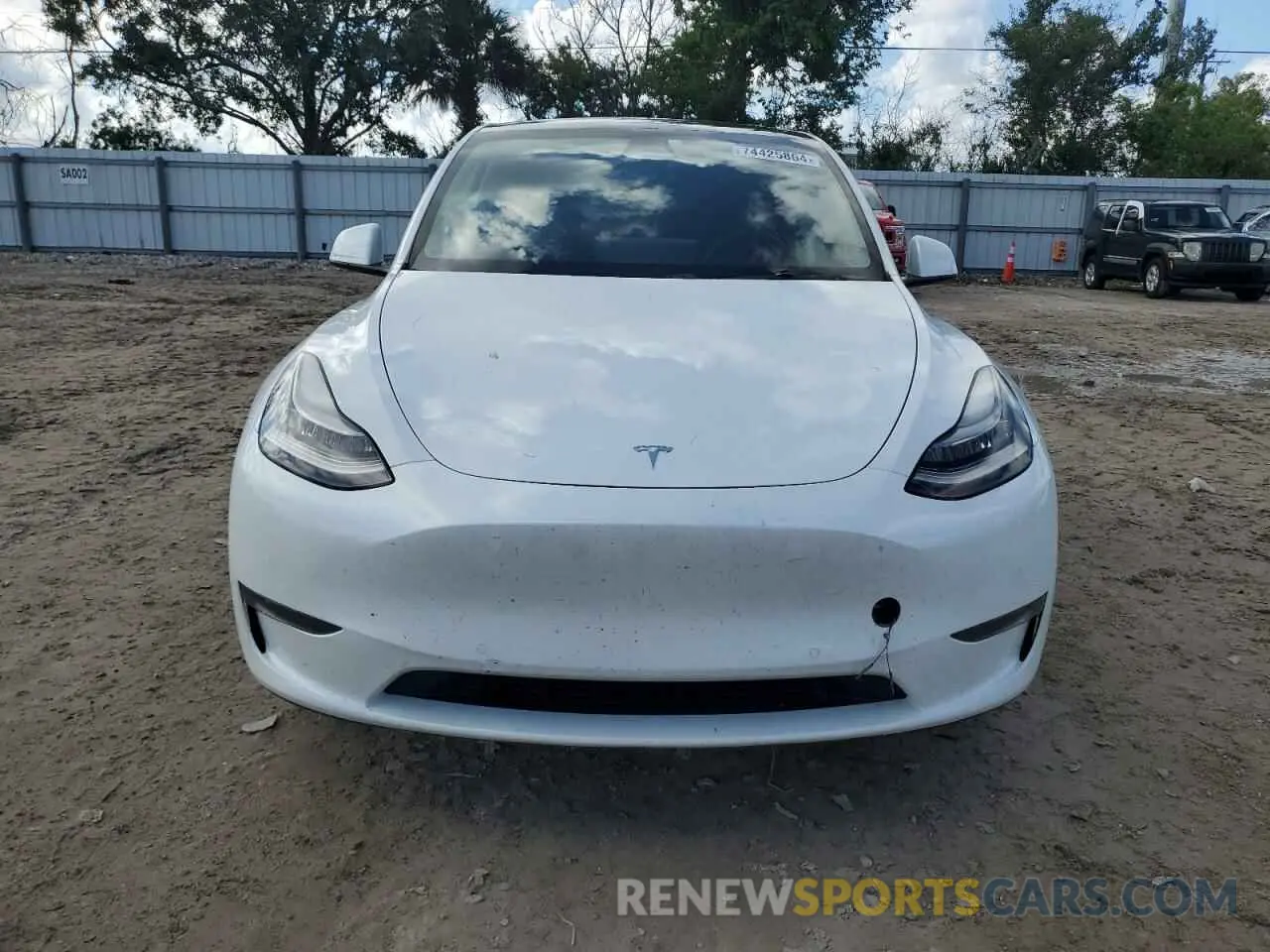 5 fotografías del automóvil dañado 5YJYGDEE9MF077726 TESLA MODEL Y 2021