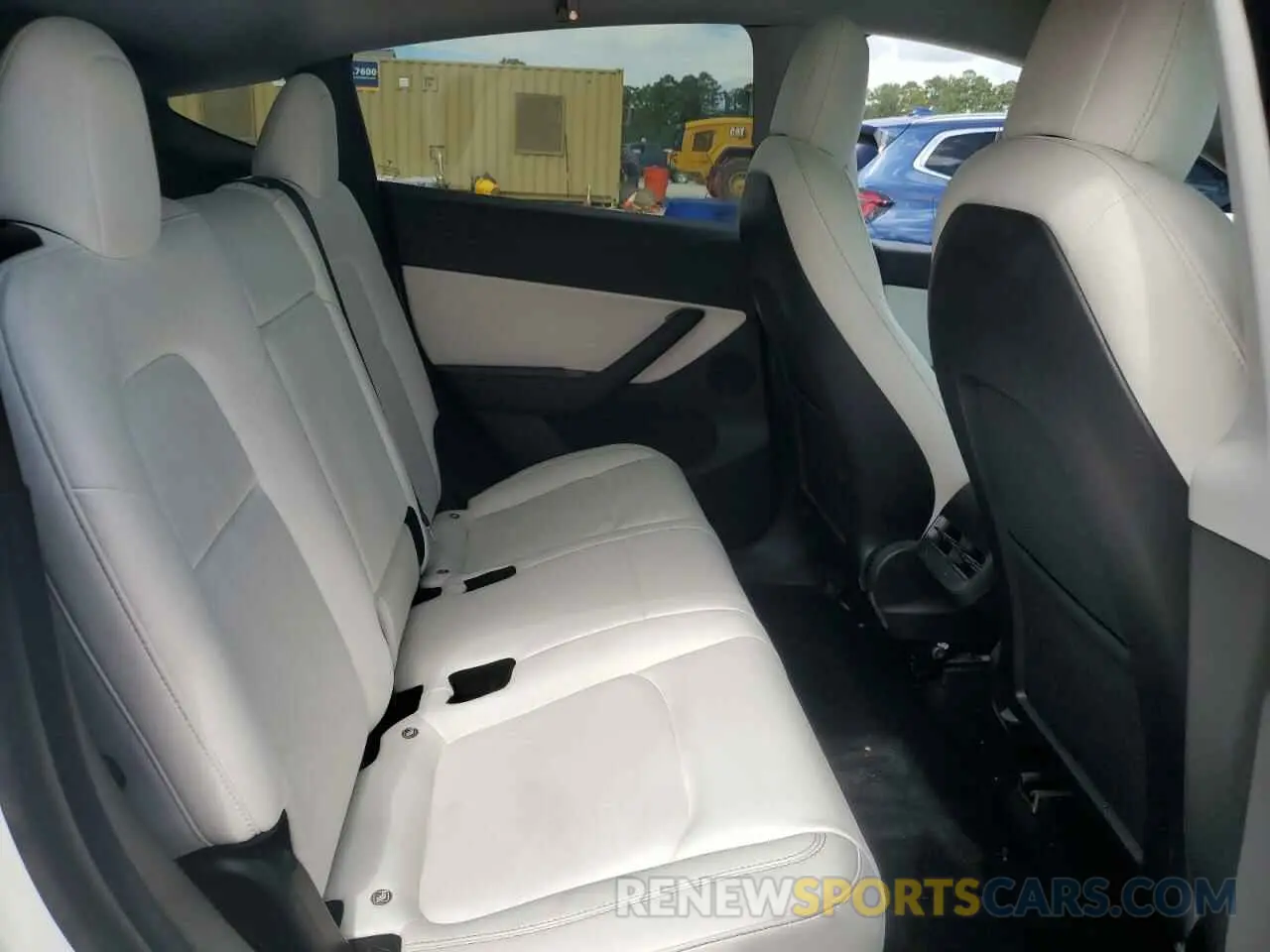 11 fotografías del automóvil dañado 5YJYGDEE9MF085549 TESLA MODEL Y 2021