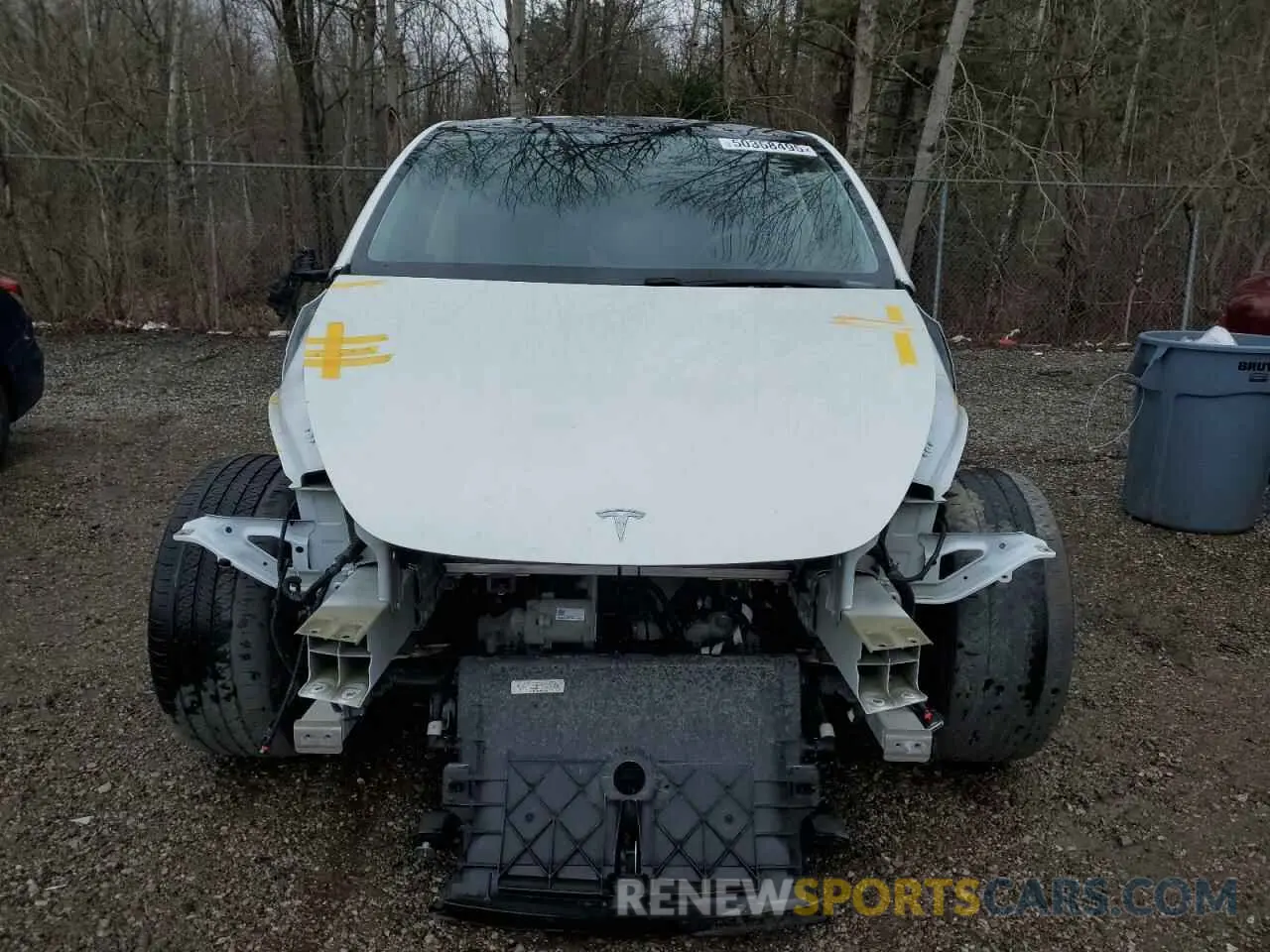 5 fotografías del automóvil dañado 5YJYGDEE9MF086572 TESLA MODEL Y 2021