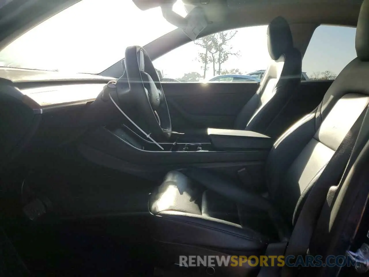 7 fotografías del automóvil dañado 5YJYGDEE9MF090167 TESLA MODEL Y 2021