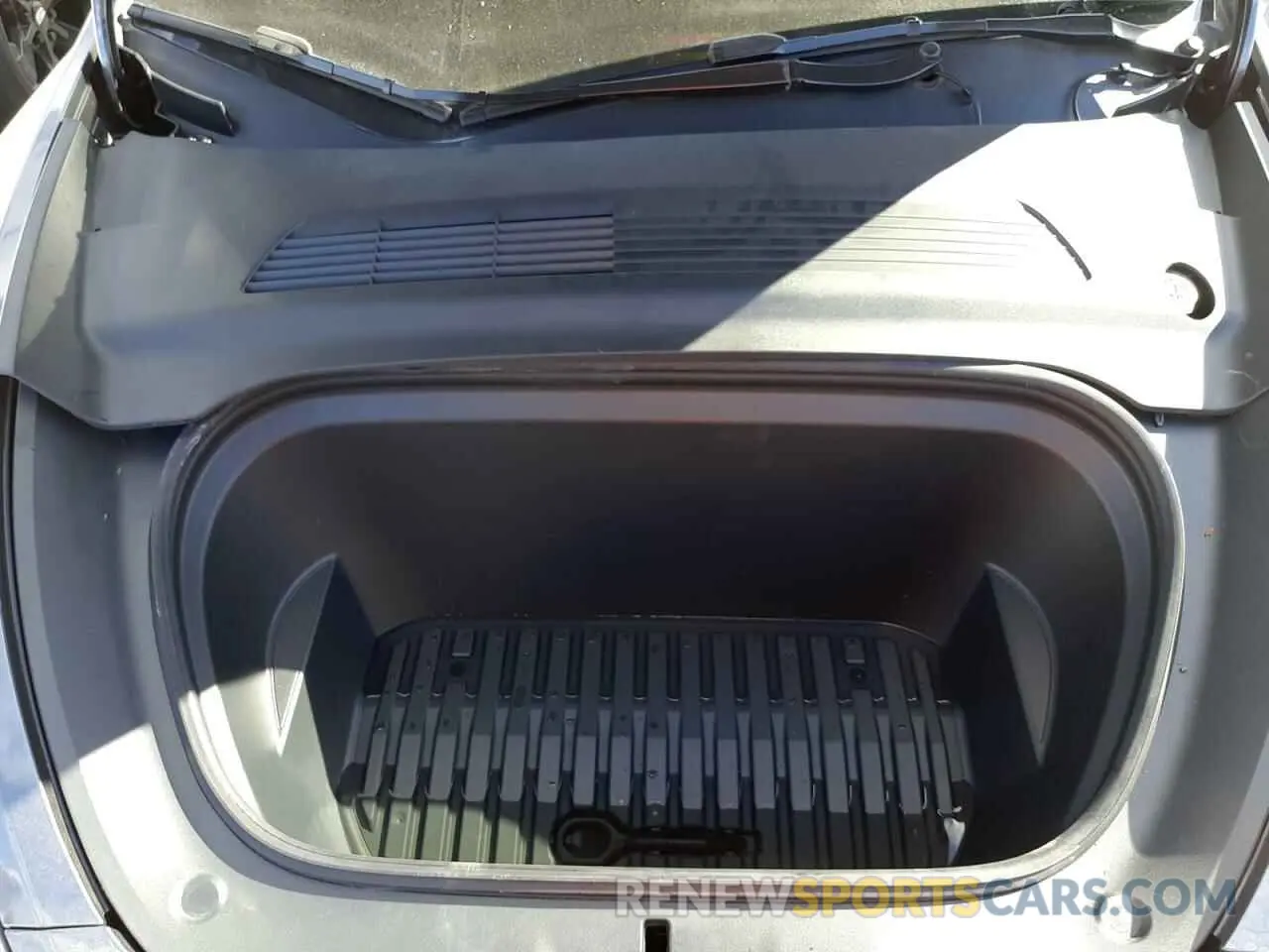 7 fotografías del automóvil dañado 5YJYGDEE9MF108585 TESLA MODEL Y 2021