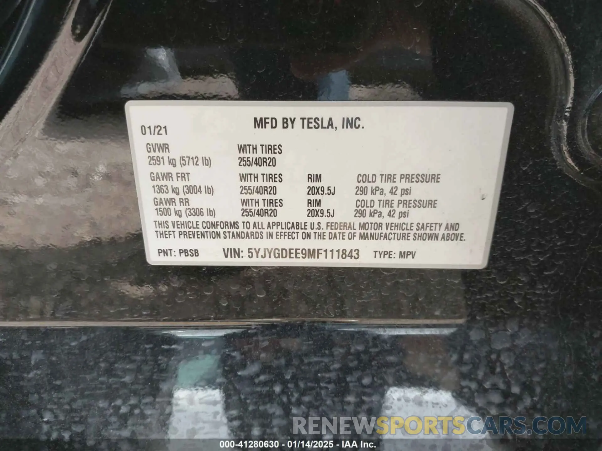 9 fotografías del automóvil dañado 5YJYGDEE9MF111843 TESLA MODEL Y 2021
