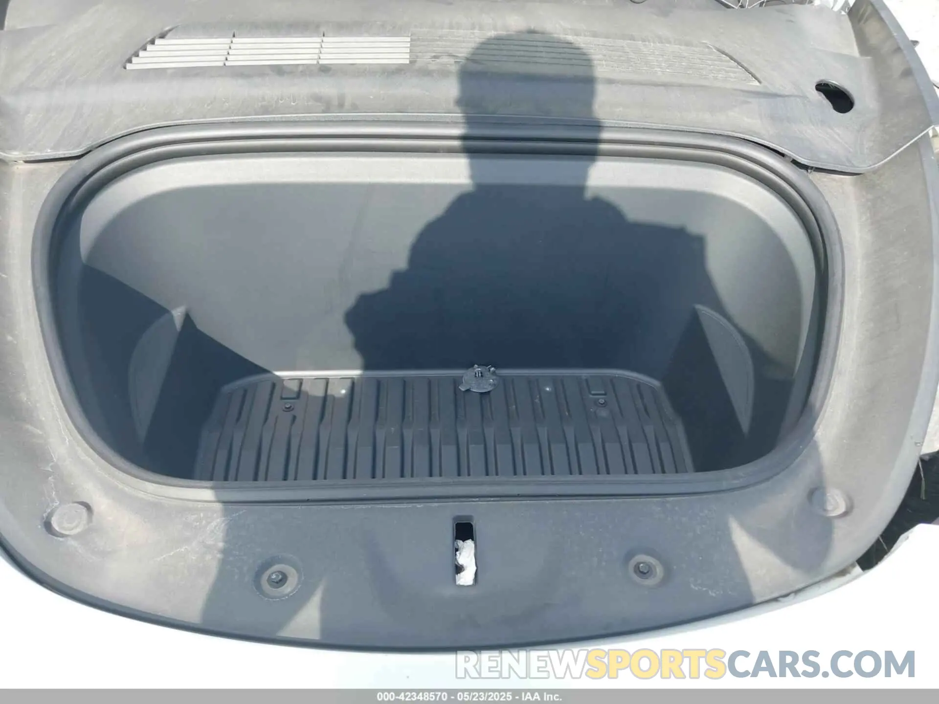 10 fotografías del automóvil dañado 5YJYGDEE9MF114967 TESLA MODEL Y 2021