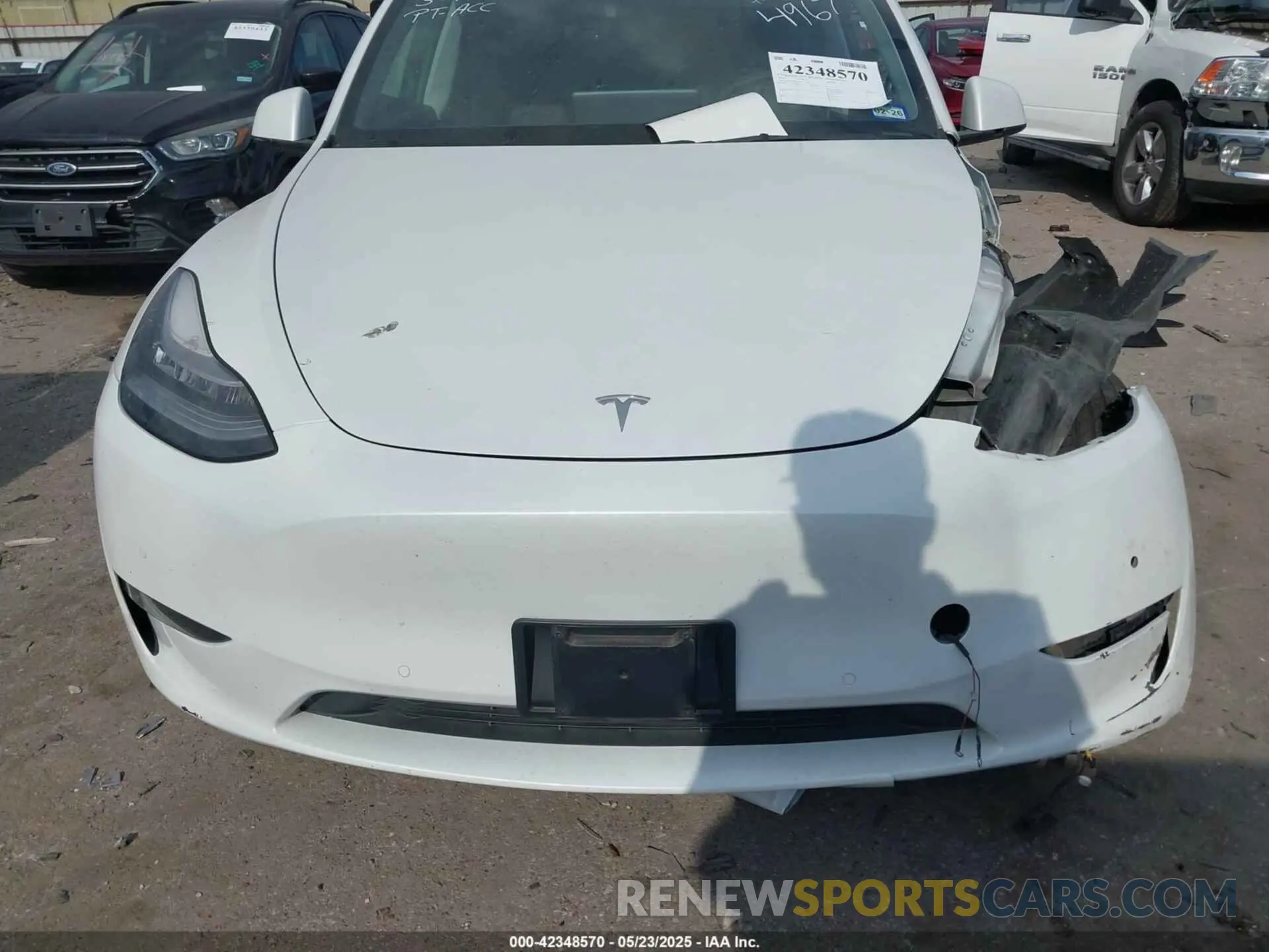 11 fotografías del automóvil dañado 5YJYGDEE9MF114967 TESLA MODEL Y 2021