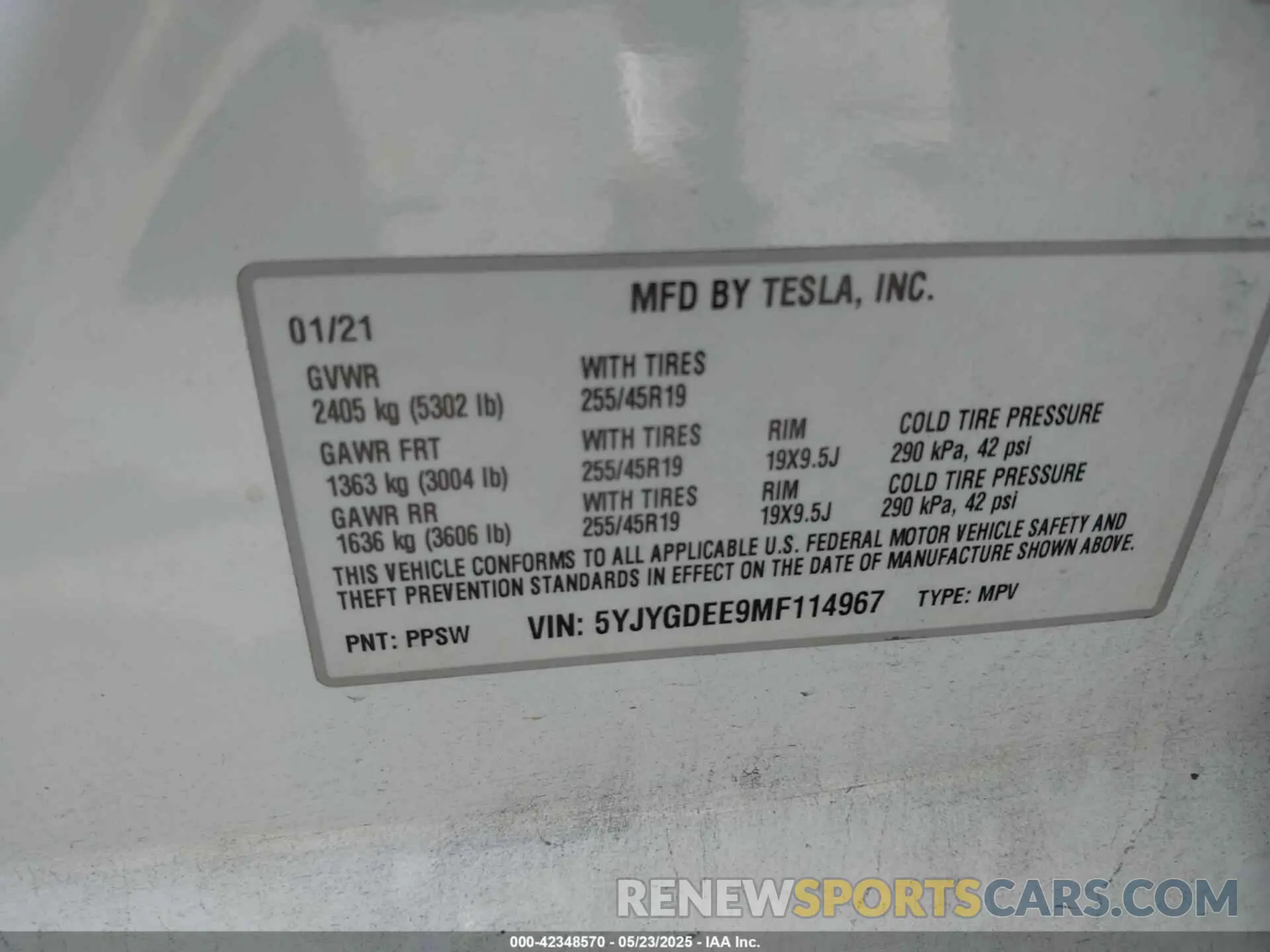 9 fotografías del automóvil dañado 5YJYGDEE9MF114967 TESLA MODEL Y 2021