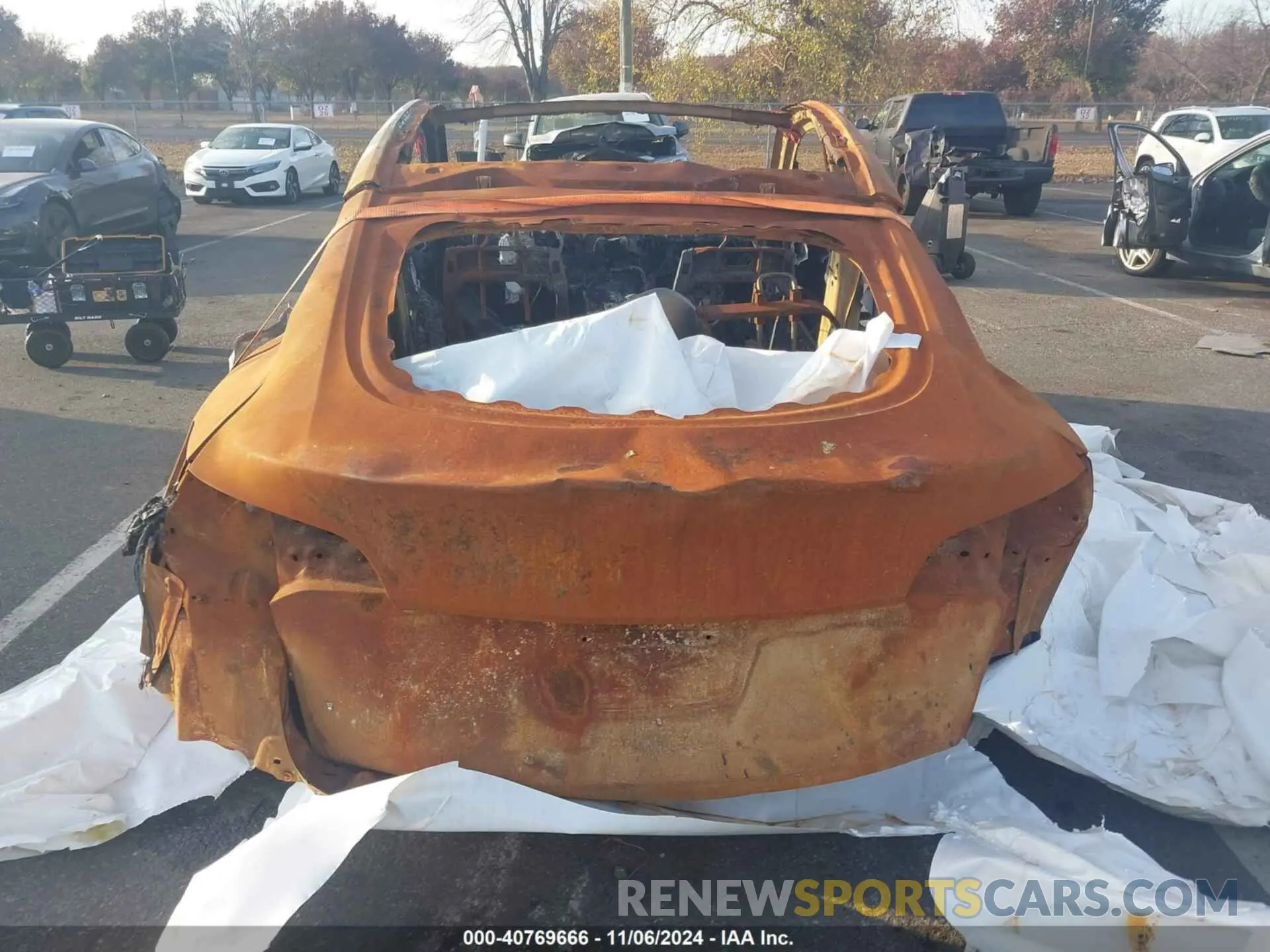 11 fotografías del automóvil dañado 5YJYGDEE9MF117903 TESLA MODEL Y 2021