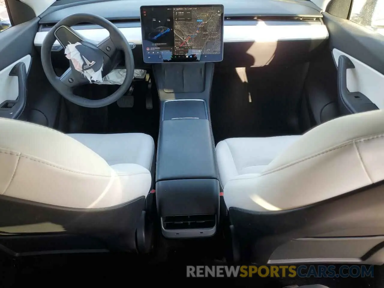 8 fotografías del automóvil dañado 5YJYGDEE9MF158144 TESLA MODEL Y 2021