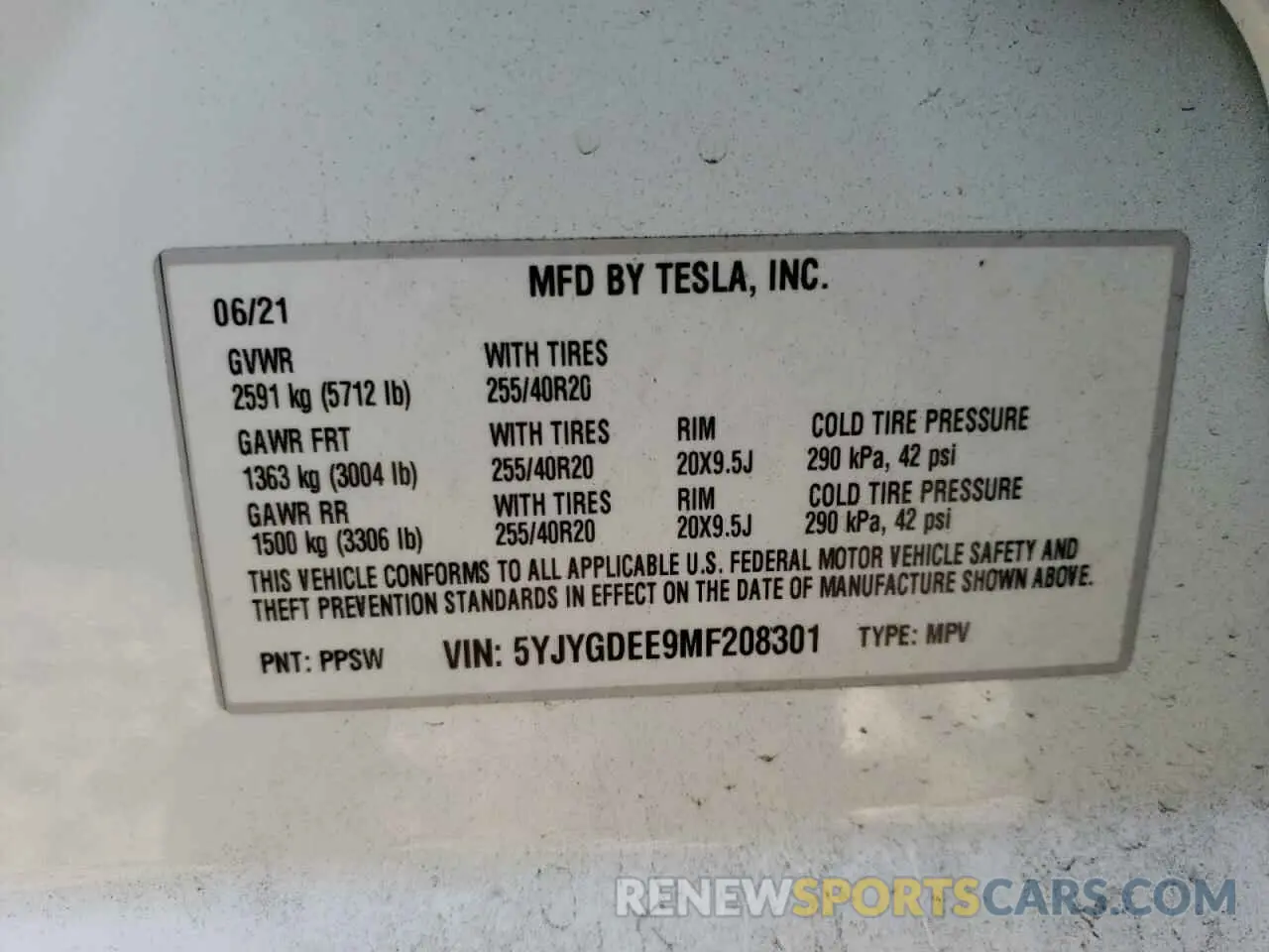 10 fotografías del automóvil dañado 5YJYGDEE9MF208301 TESLA MODEL Y 2021