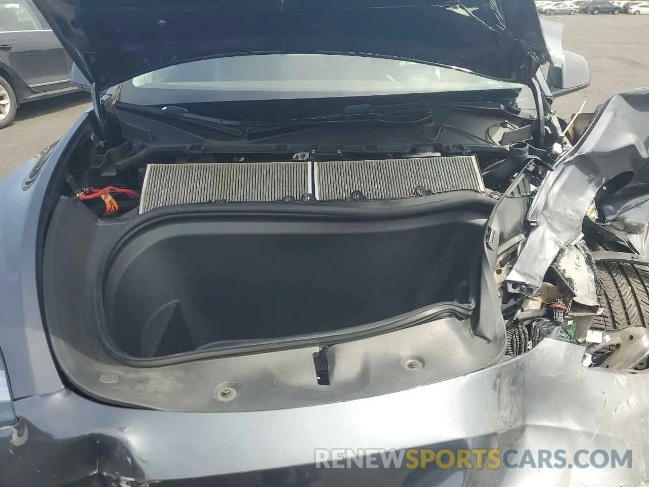11 fotografías del automóvil dañado 5YJYGDEE9MF243226 TESLA MODEL Y 2021