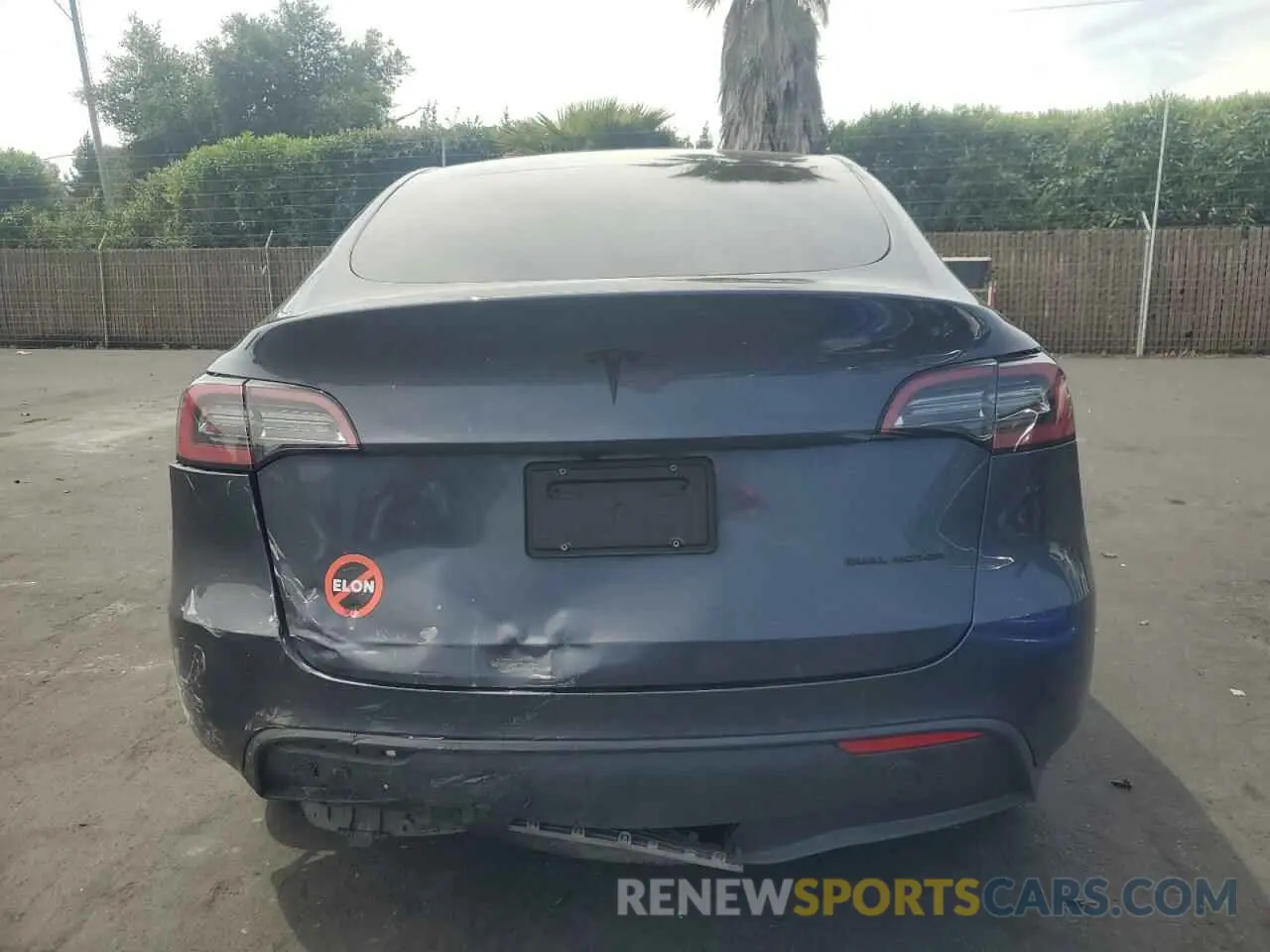 6 fotografías del automóvil dañado 5YJYGDEE9MF243226 TESLA MODEL Y 2021