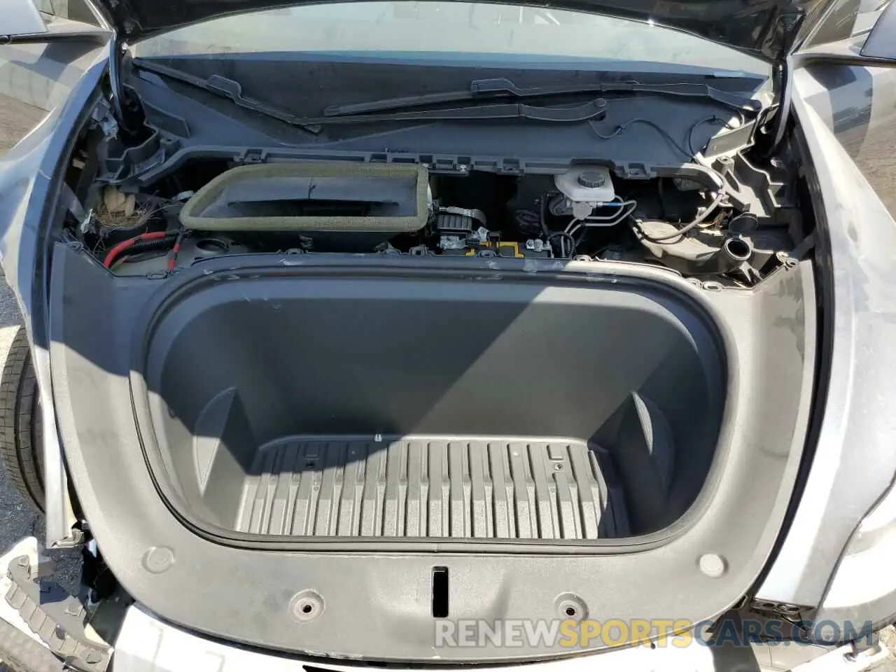 13 fotografías del automóvil dañado 5YJYGDEEXMF070154 TESLA MODEL Y 2021