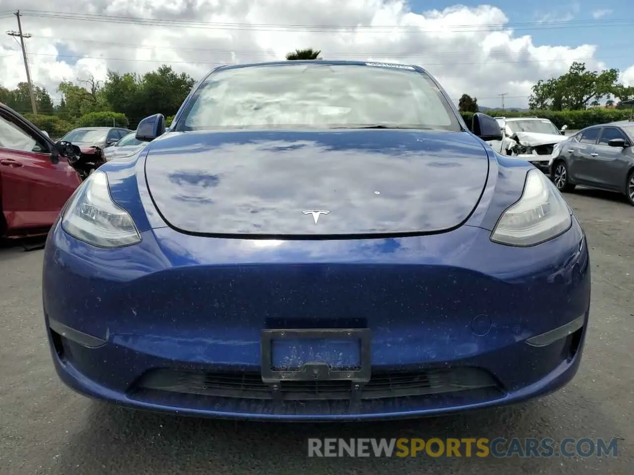 5 fotografías del automóvil dañado 5YJYGDEEXMF090050 TESLA MODEL Y 2021