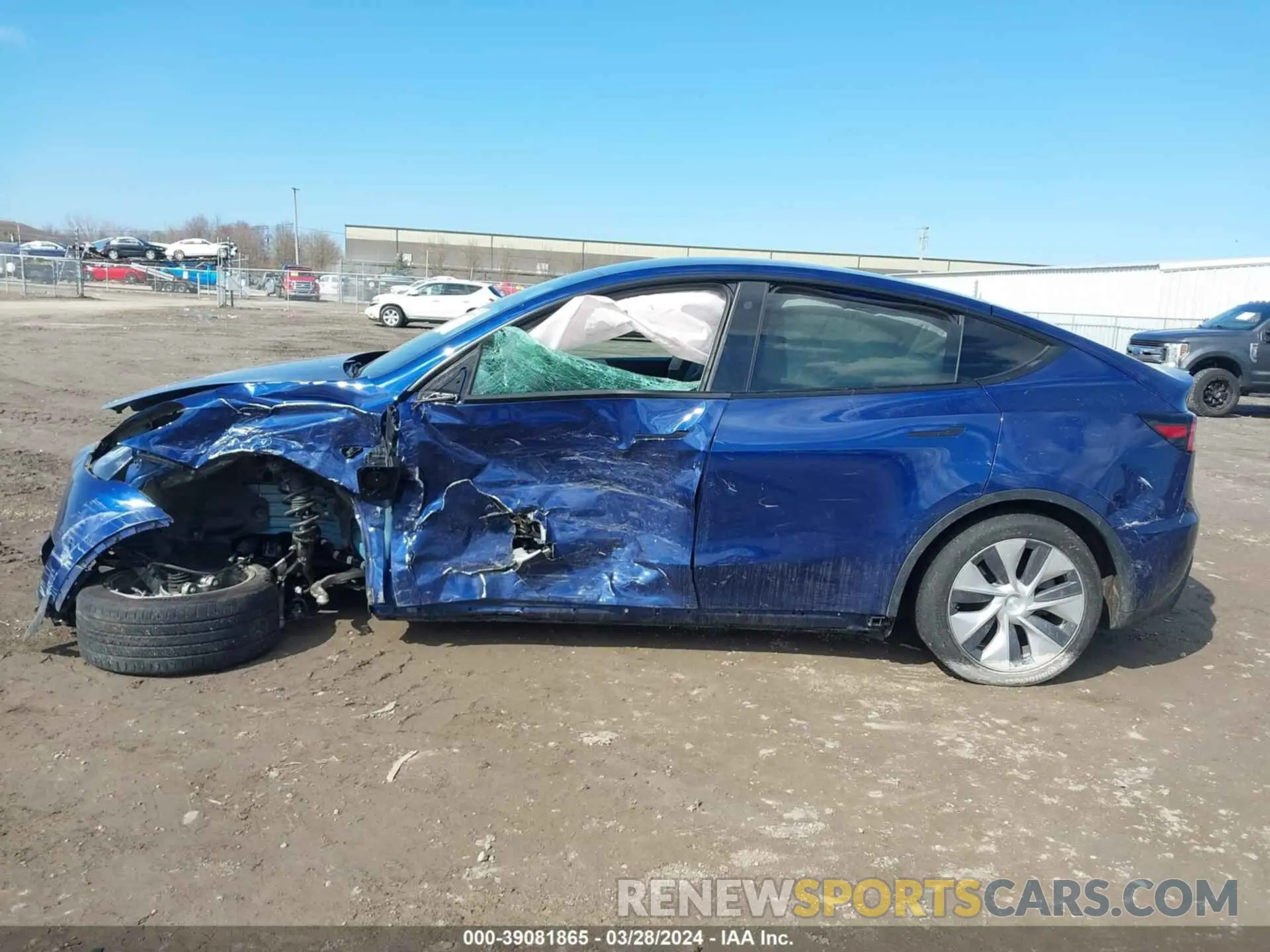 13 fotografías del automóvil dañado 5YJYGDEEXMF099881 TESLA MODEL Y 2021
