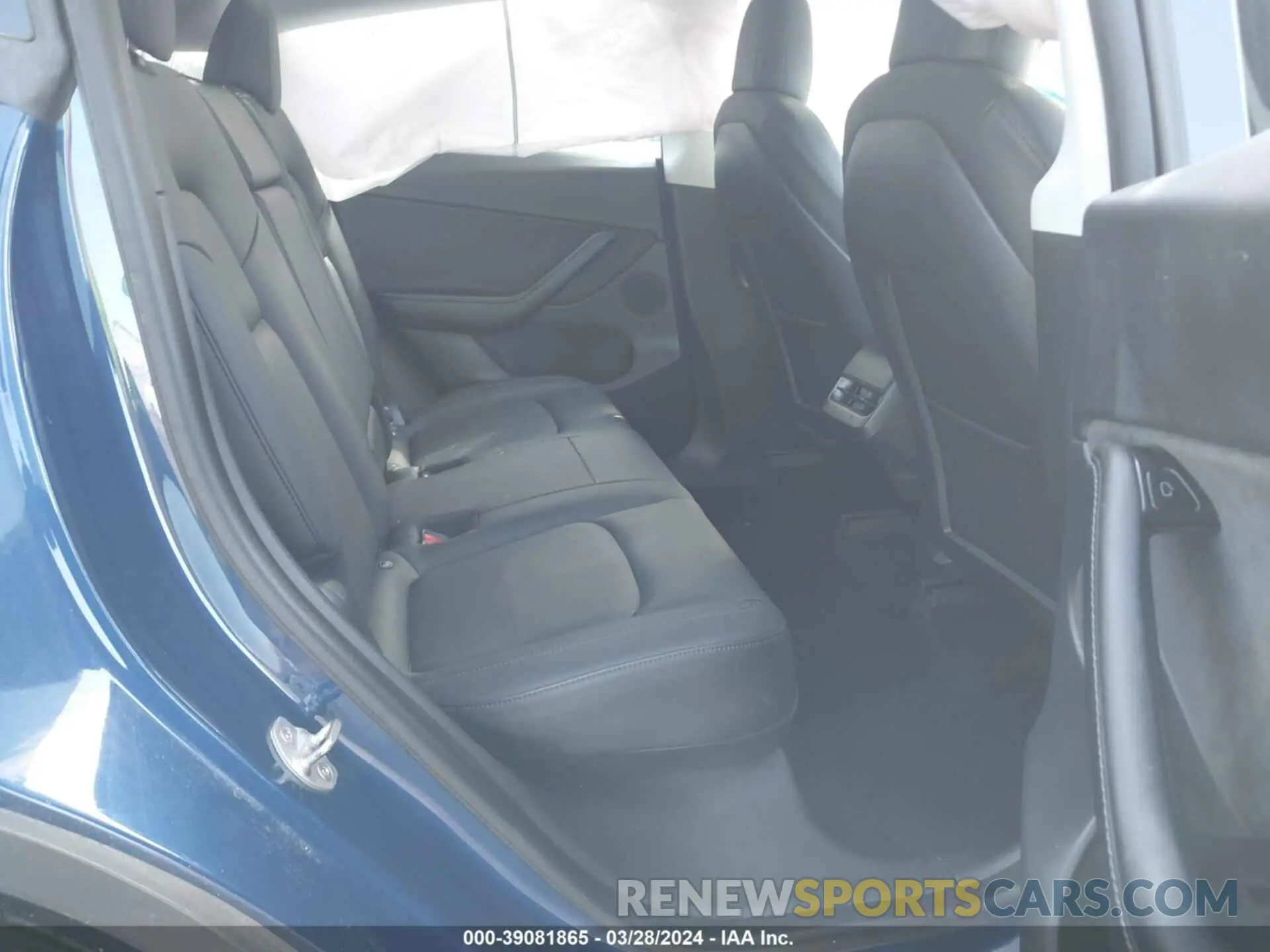 8 fotografías del automóvil dañado 5YJYGDEEXMF099881 TESLA MODEL Y 2021