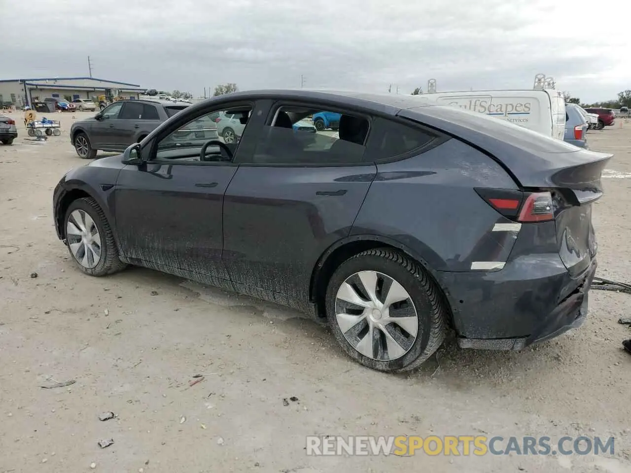 2 fotografías del automóvil dañado 5YJYGDEEXMF145838 TESLA MODEL Y 2021