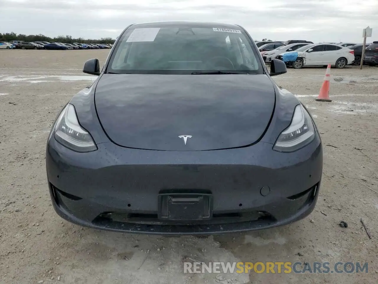 5 fotografías del automóvil dañado 5YJYGDEEXMF145838 TESLA MODEL Y 2021