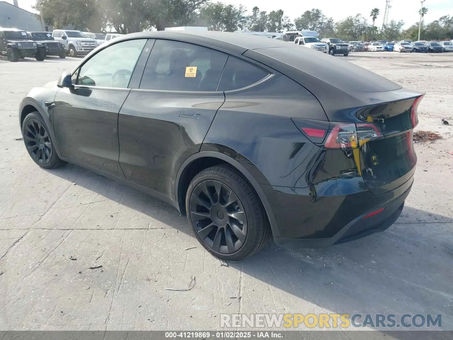 3 fotografías del automóvil dañado 5YJYGDEEXMF177317 TESLA MODEL Y 2021