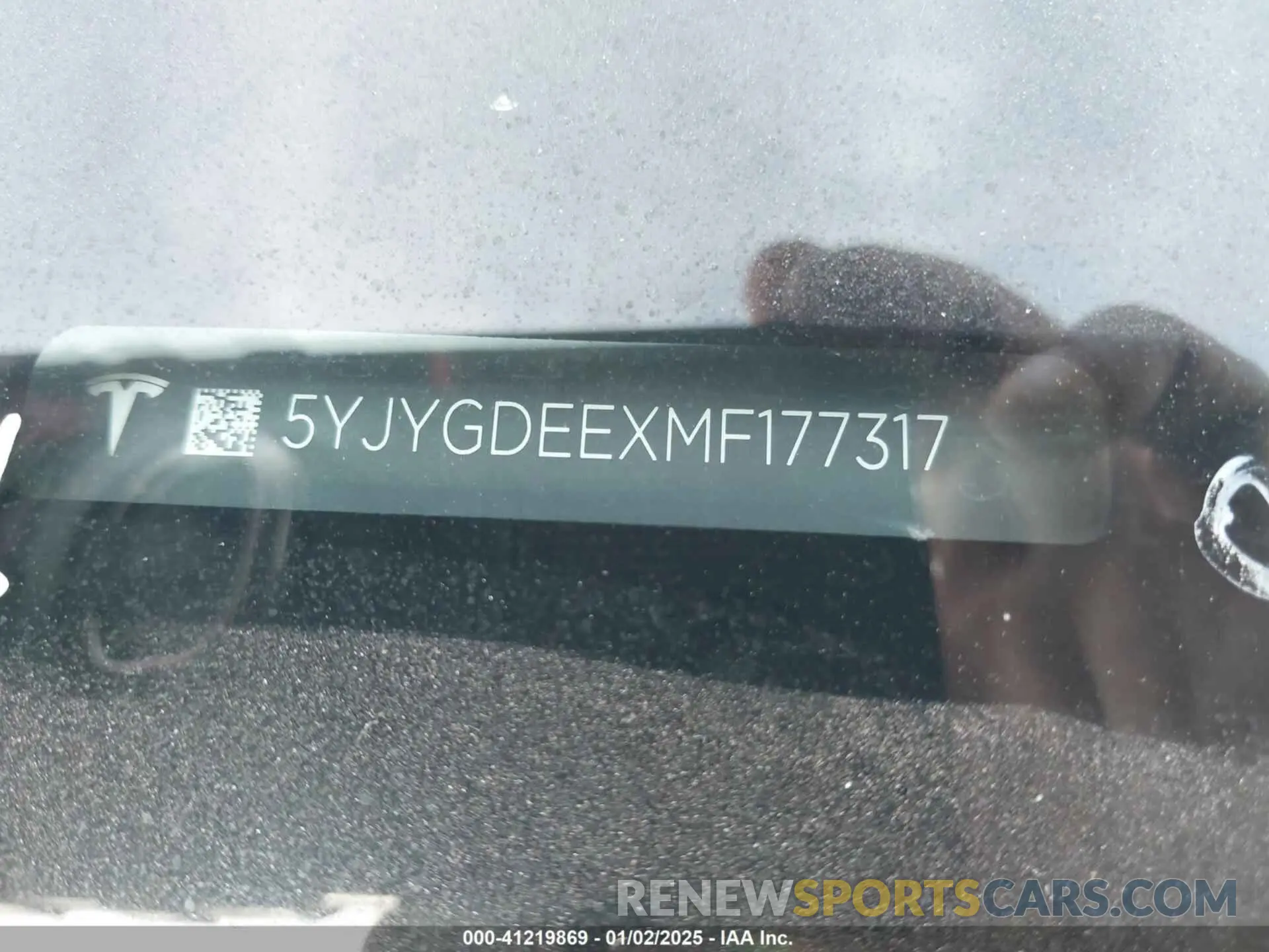 9 fotografías del automóvil dañado 5YJYGDEEXMF177317 TESLA MODEL Y 2021