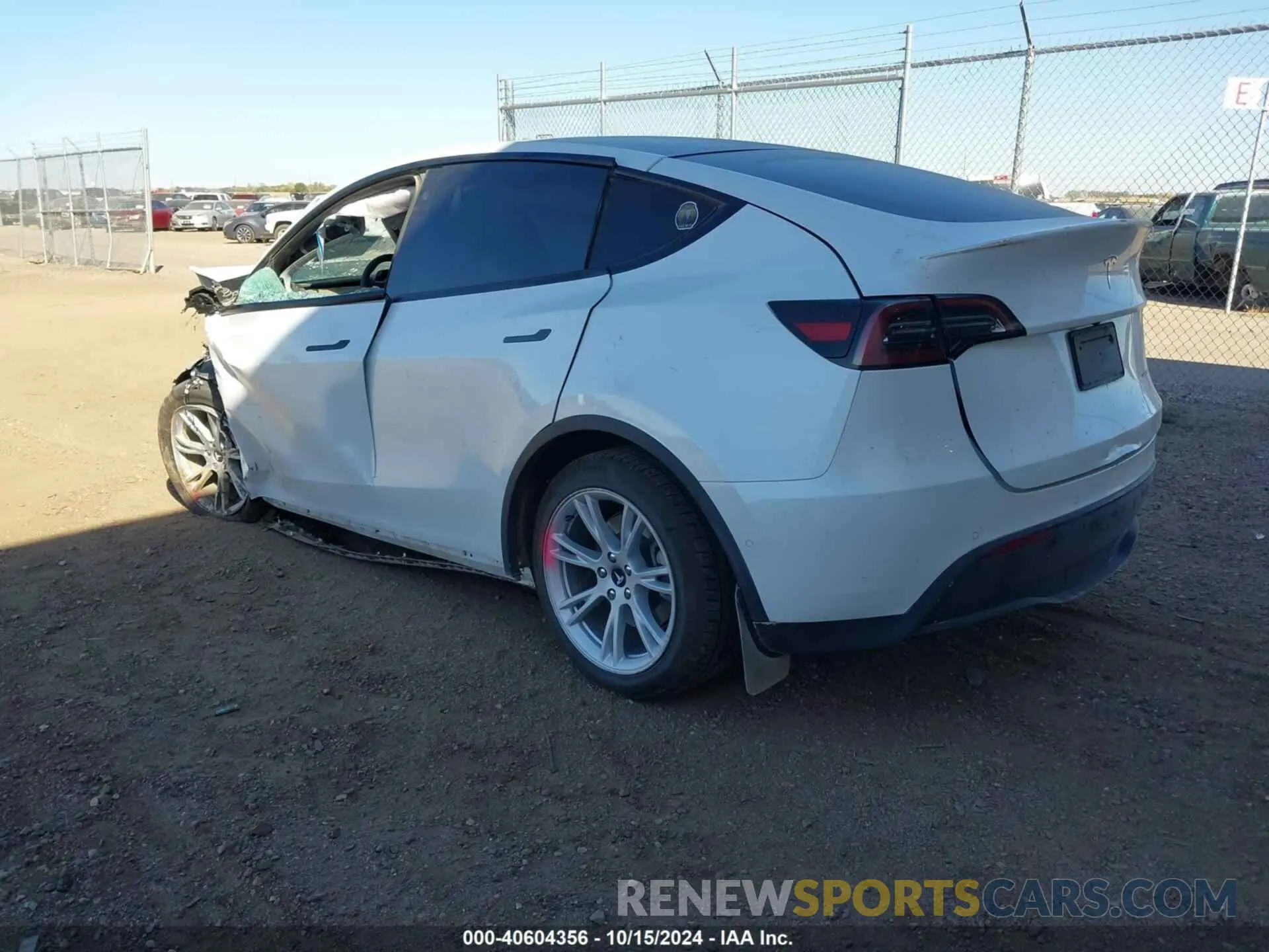 3 fotografías del automóvil dañado 5YJYGDEEXMF193632 TESLA MODEL Y 2021