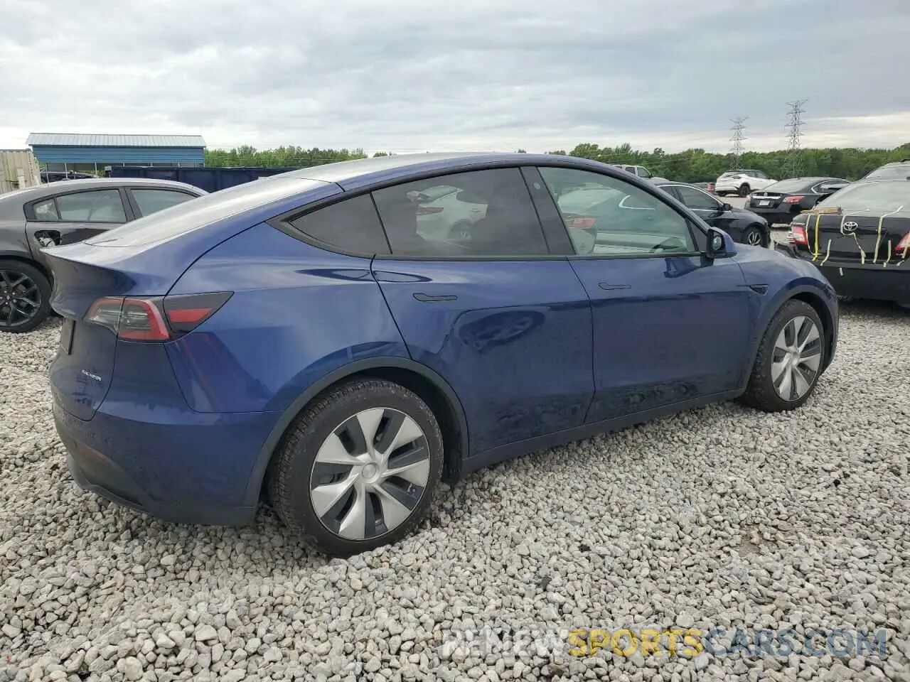 3 fotografías del automóvil dañado 5YJYGDEEXMF196711 TESLA MODEL Y 2021