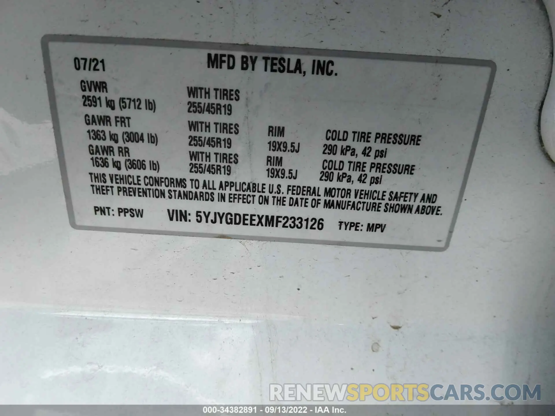 9 fotografías del automóvil dañado 5YJYGDEEXMF233126 TESLA MODEL Y 2021