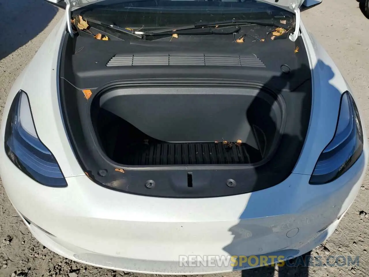 11 fotografías del automóvil dañado 5YJYGDEEXMF268491 TESLA MODEL Y 2021