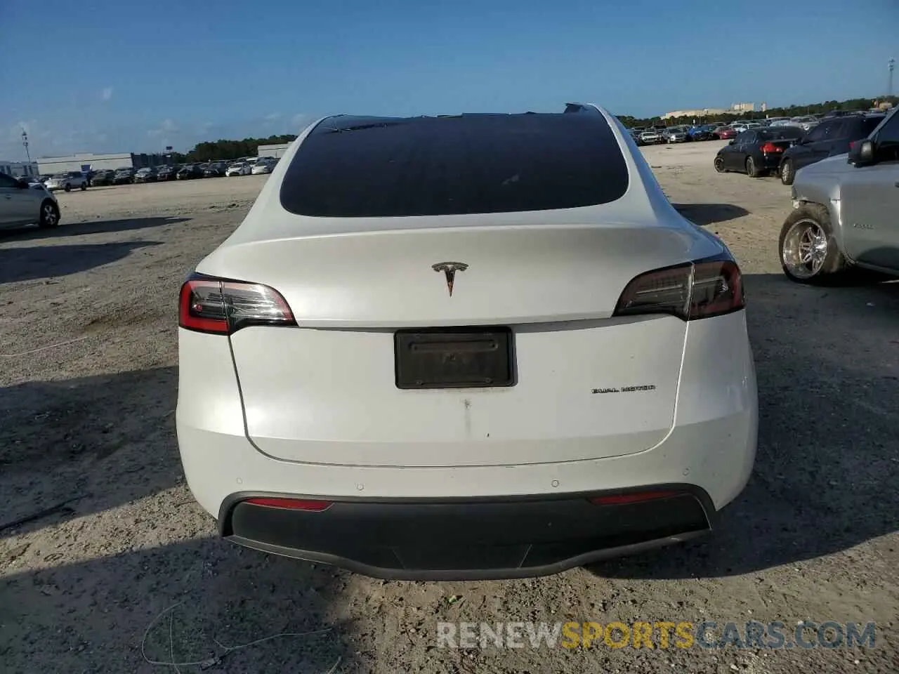 6 fotografías del automóvil dañado 5YJYGDEEXMF278518 TESLA MODEL Y 2021