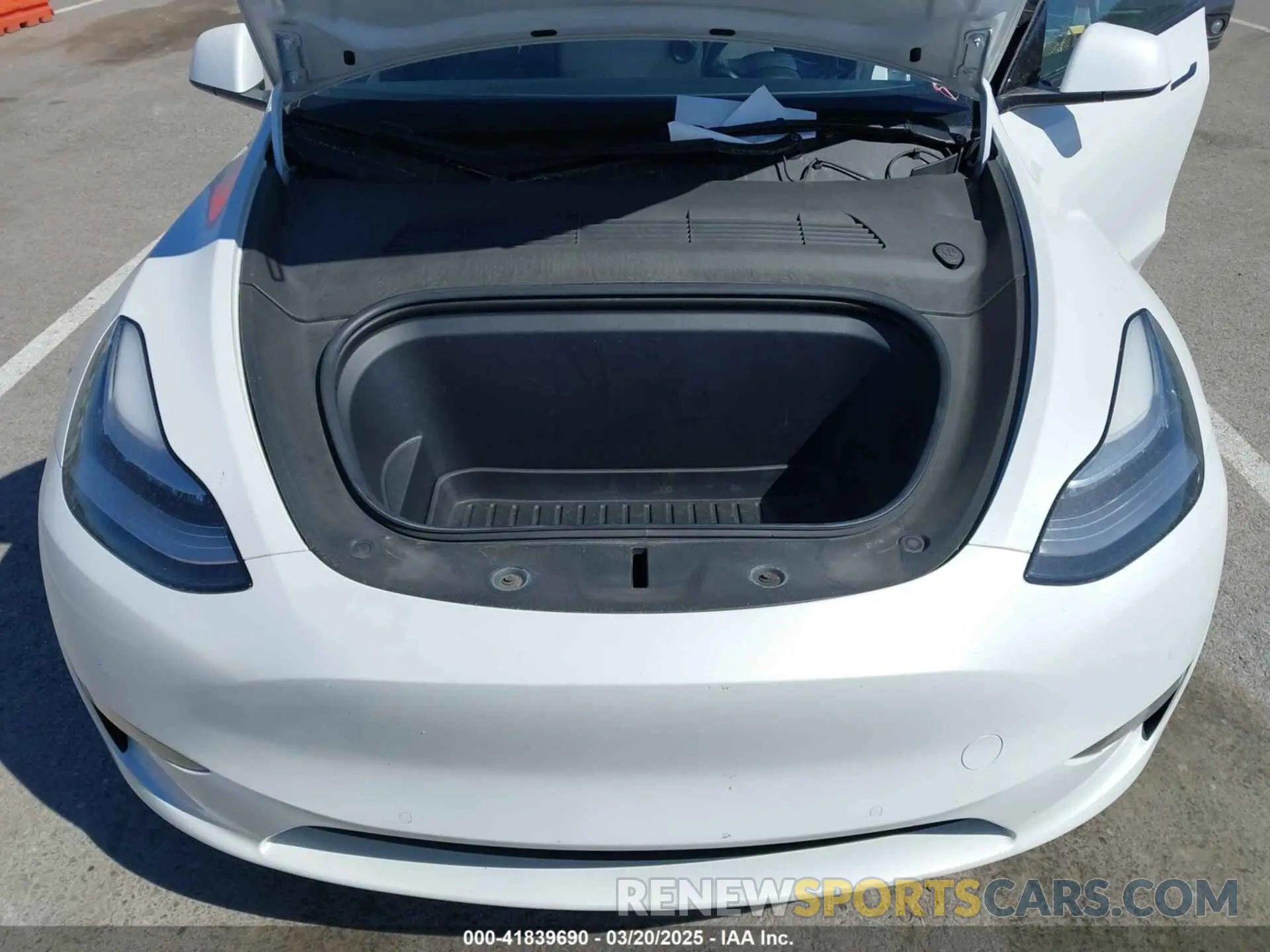 10 fotografías del automóvil dañado 5YJYGDEEXMF304096 TESLA MODEL Y 2021