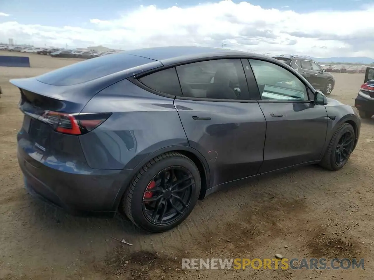 3 fotografías del automóvil dañado 5YJYGDEF0MF137692 TESLA MODEL Y 2021