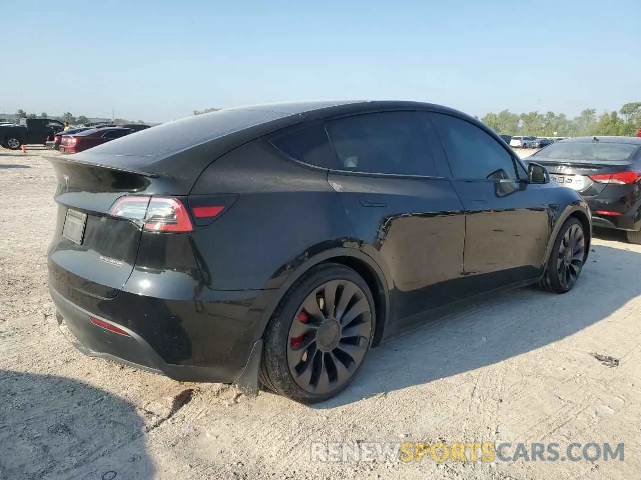 3 fotografías del automóvil dañado 5YJYGDEF0MF239915 TESLA MODEL Y 2021