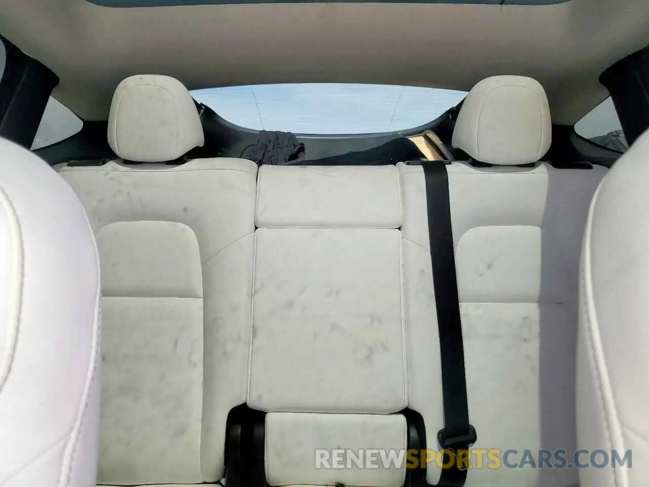 10 fotografías del automóvil dañado 5YJYGDEF3MF215835 TESLA MODEL Y 2021