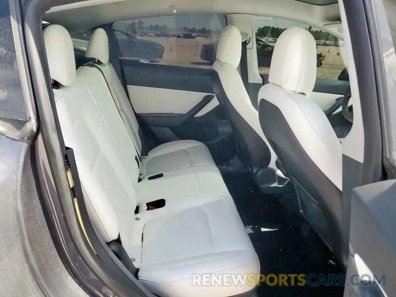 11 fotografías del automóvil dañado 5YJYGDEF3MF215835 TESLA MODEL Y 2021