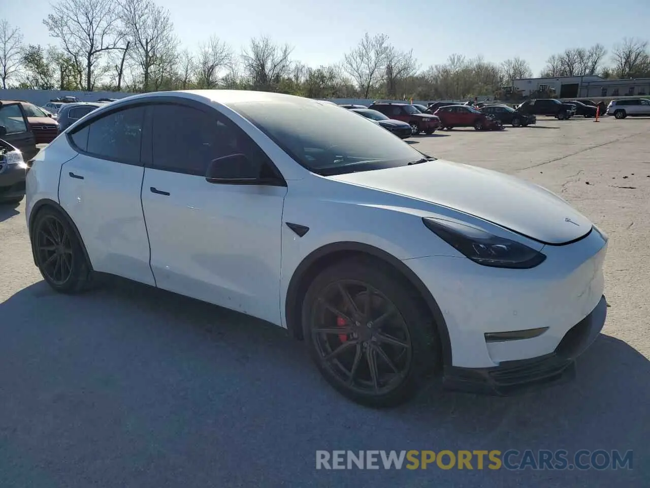4 fotografías del automóvil dañado 5YJYGDEF3MF262878 TESLA MODEL Y 2021