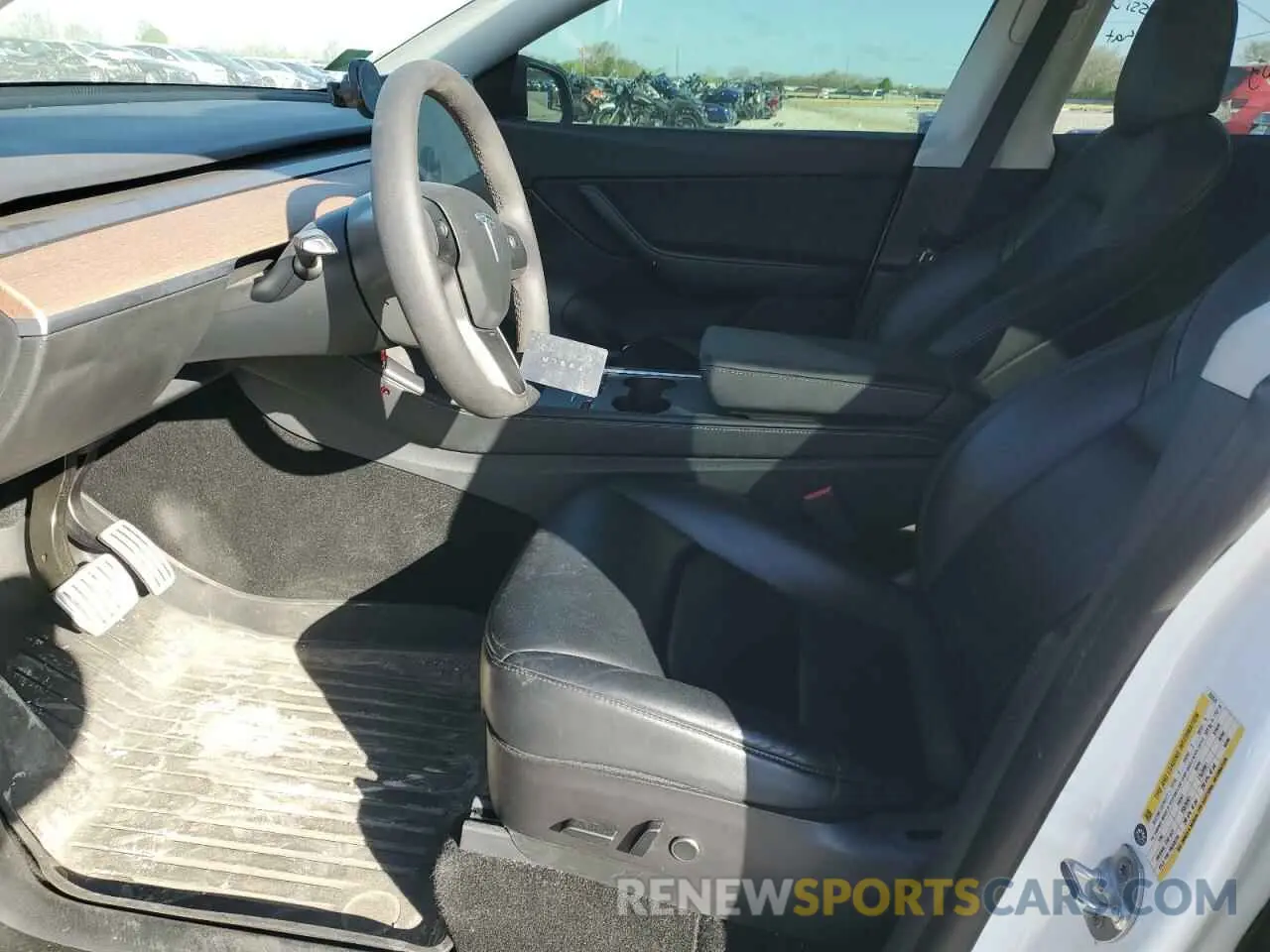 7 fotografías del automóvil dañado 5YJYGDEF3MF262878 TESLA MODEL Y 2021