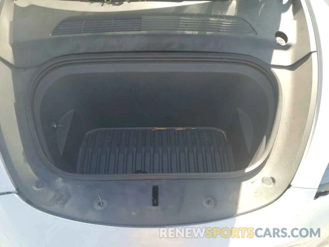 12 fotografías del automóvil dañado 5YJYGDEF4MF211602 TESLA MODEL Y 2021