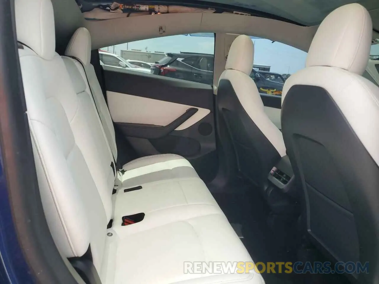 10 fotografías del automóvil dañado 5YJYGDEF5MF194681 TESLA MODEL Y 2021
