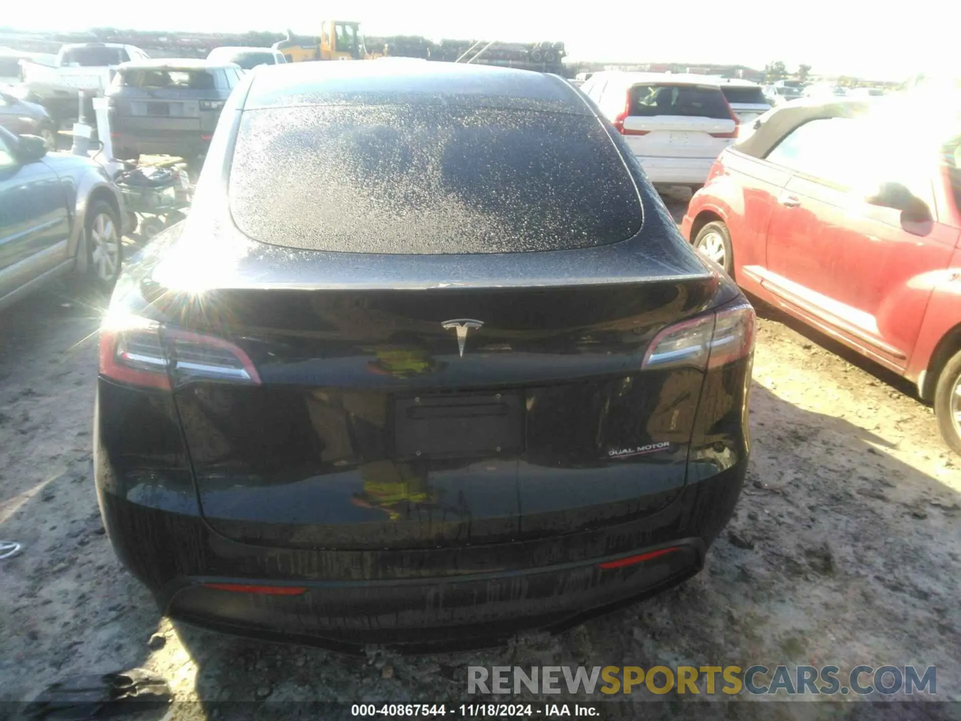 15 fotografías del automóvil dañado 5YJYGDEF5MF197273 TESLA MODEL Y 2021