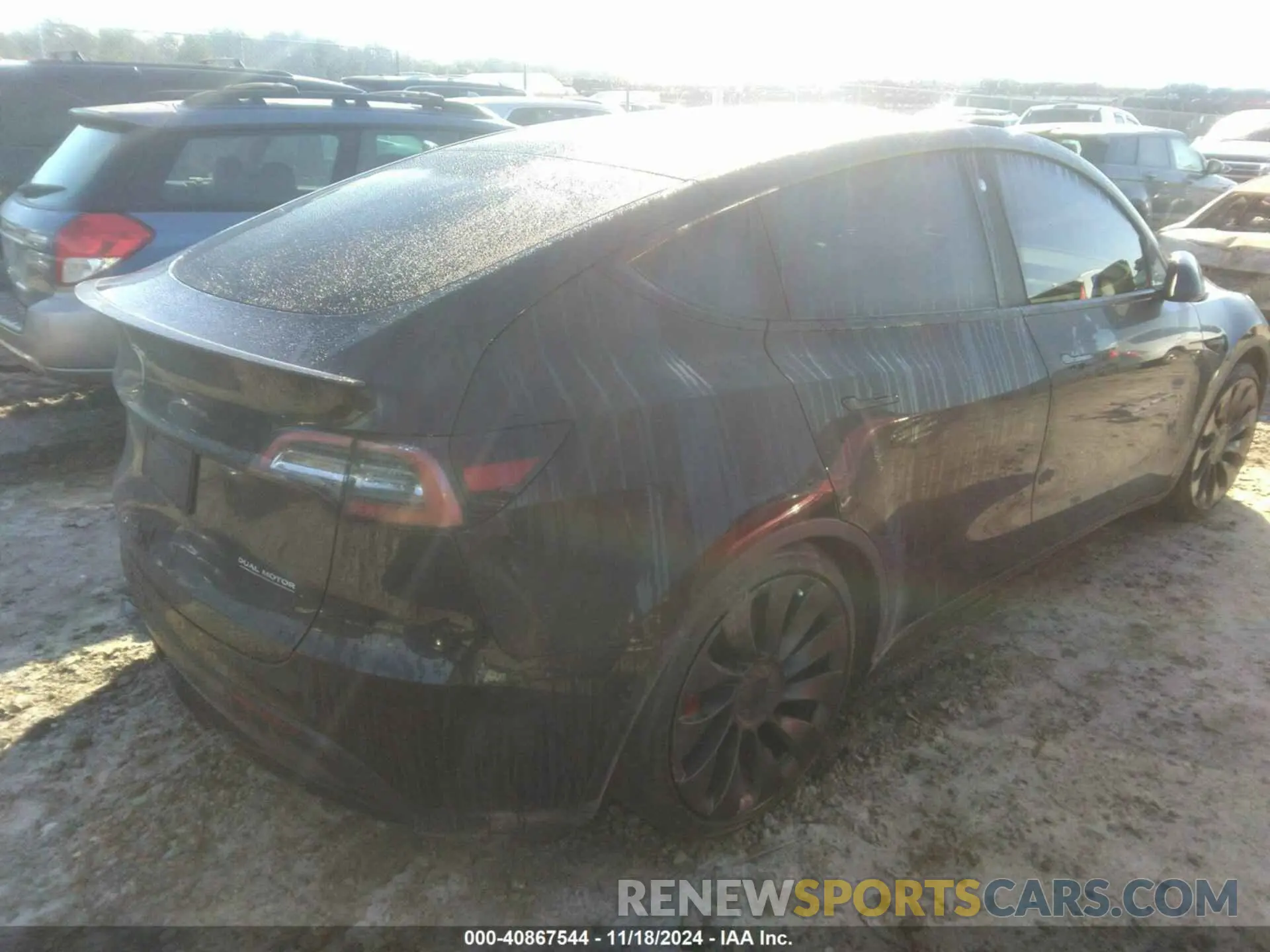 4 fotografías del automóvil dañado 5YJYGDEF5MF197273 TESLA MODEL Y 2021