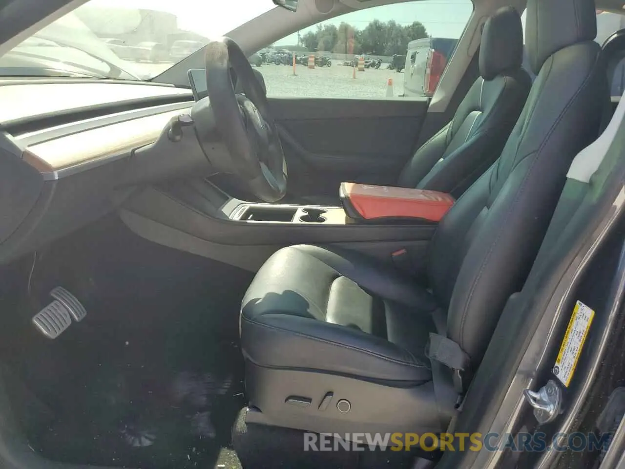 7 fotografías del automóvil dañado 5YJYGDEF5MF268830 TESLA MODEL Y 2021